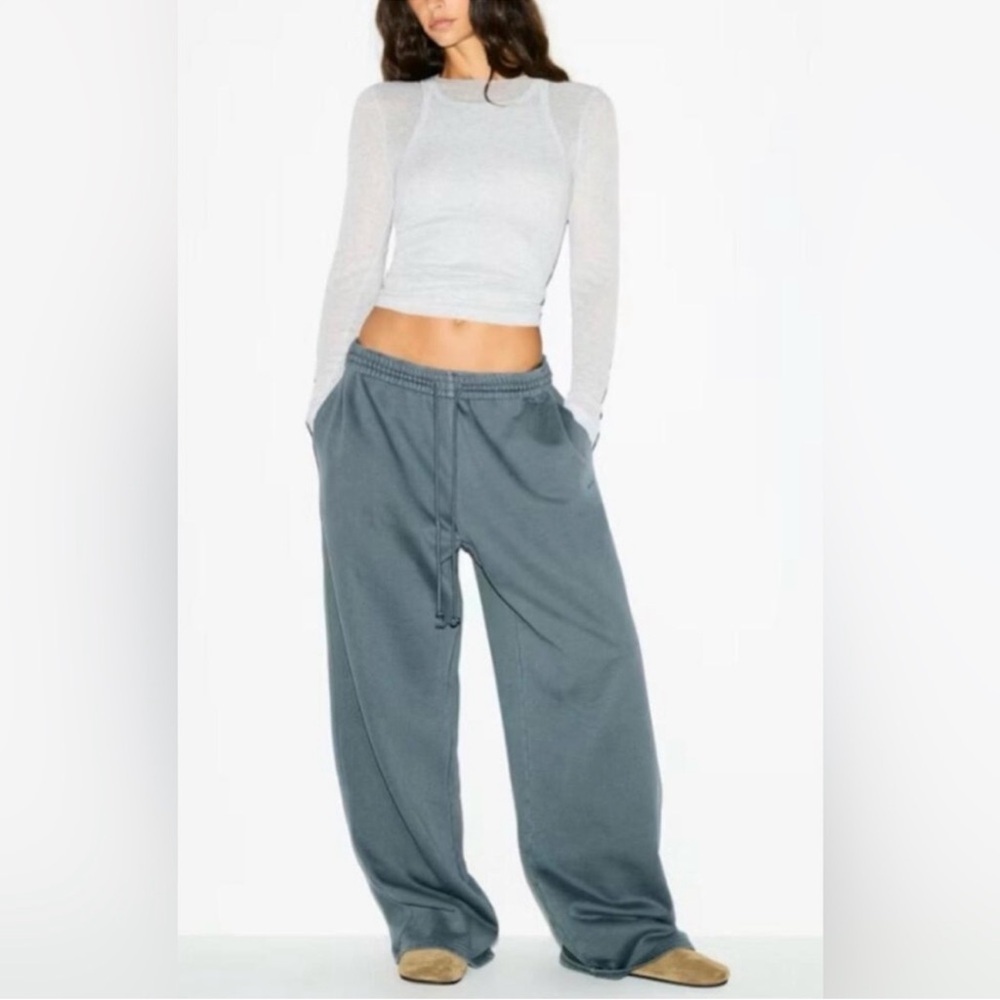 Skims Boyfriend Fleece Baggy Sweatpants Zircon Size XS Oversized - Picture 2 of 14